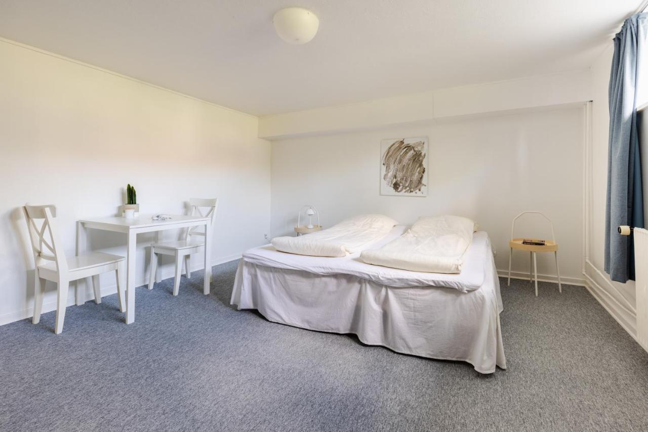 Vaerelse I Rolig Villakvarter, Central Beliggenhed Odense Exteriör bild